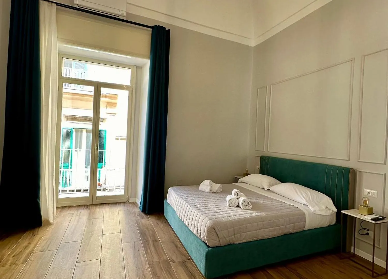 Monaciello All'Alba Naples Guest house